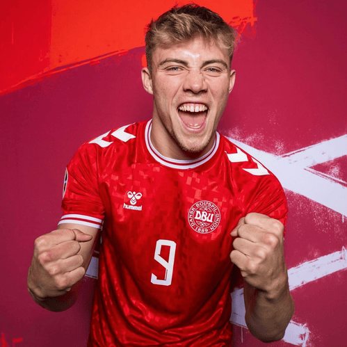 那不勒斯4500万抢下霍伊伦，前锋补强迎来关键倒计时